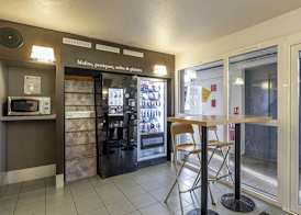 B&B HOTEL Bordeaux Mérignac Hôtel de Ville 2