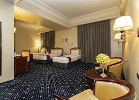 Sarrosa International Hotel and Residential Suites 4