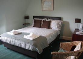 Airdenair Guest House 3