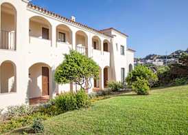 Mangia's Santa Teresa Sardinia, Curio Collection by Hilton 4