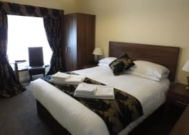 The Rusland Pool Hotel 3