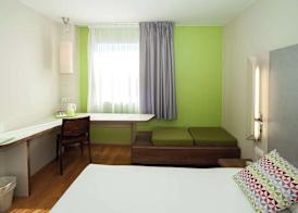 Travelodge BCN Cornella Fira 5