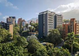 Loma Tribute Portfolio Hotel 4