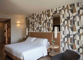 Columbus Urban Resort 4
