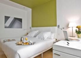 Hotel Zentral Castellana Norte 5