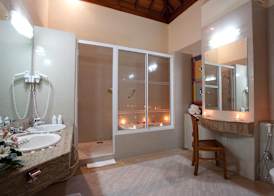Club Hotel Dolphin 3