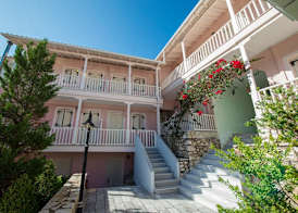 Ionis Hotel 3