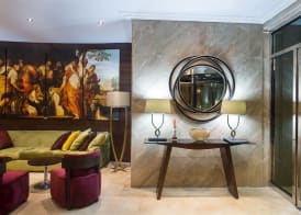 The George Hotel 2
