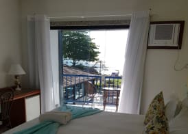 Coronado Beach Hotel 5