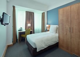 City Hotel 4
