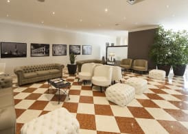 SHG Hotel De La Ville 3
