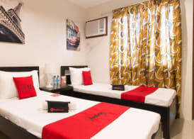 RedDoorz Plus @ Diola Villamonte Bacolod 4
