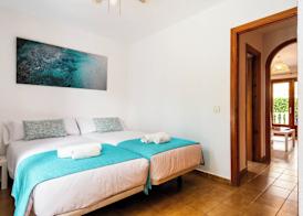 Apartamentos Mar Blanca by Mauter Villas 4