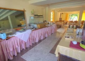 Kassandra Family Aparthotel and SPA 3