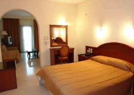 Europa Beach Hotel 3