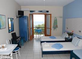 Kavos Psarou Studios & Apartments 3