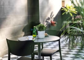 LIV URBAN Suites 5
