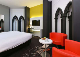 Martin's Dream Hotel 5