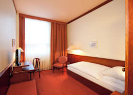 Leine Hotel 5