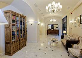 Ionia Suites 3