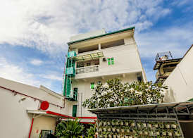 Vaccinated Staff - OYO 842 City Smiles Apartelle 2