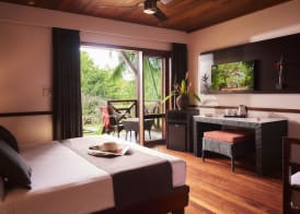 Iloha Seaview Hotel 5