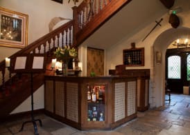 Amberley Castle- A Relais & Chateaux Hotel 2