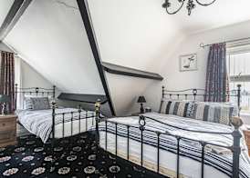 Esklet Guest House 5