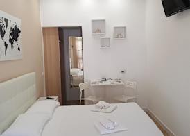 Summer Rooms 5