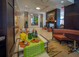 Hilton Garden Inn Buffalo Downtown 5