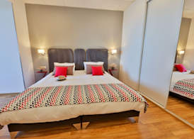 Hôtel Méditerranée 5