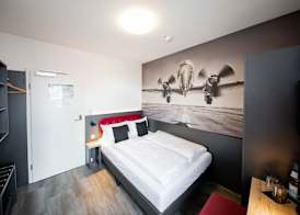 SMARTY Airport Cologne Hotel - KONTAKTLOSER SELF CHECK-IN 4