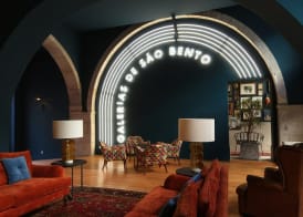 Dear Lisbon - Gallery House 3