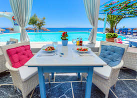 Sigalas Beach Hotel 2