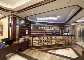 Modern Hotel Baku 4