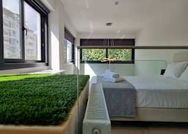 10 Apartments & Suites Athens 3