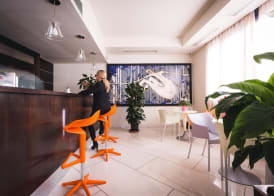 Inn Hotel 2