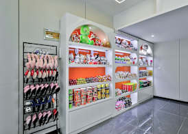 Yinshu Lunas Vila Courtyard Garden Resort Hotel (Shanghai International Tourism Resort Branch) 2