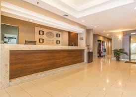 Comfort Suites Downtown 3
