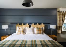 Lifeboat Inn 5