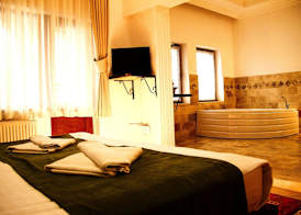 Kufe Hotel 2