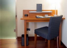Hotel Ciutat Martorell 4