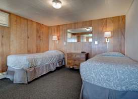 Ester Lee Oceanview Inn 5