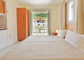 Ballas Apartments 5