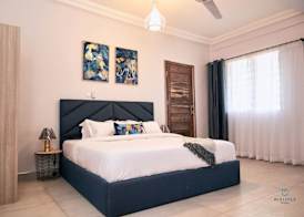Charming Rooftop Apartments- Strong Wi-Fi & 40percent Long-stay Disc 4