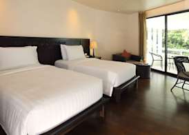 Le Meridien Phuket Beach Resort 5