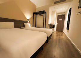 HOTELUX Amsterdam Airport Hotel 3