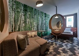 Cocoon Stachus 5