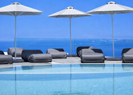 Hotiday Santorini Oia 4
