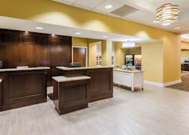 Larkspur Landing Extended Stay Suites St. Louis Riverport - Airport West 2